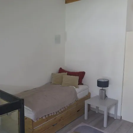 Duplex Centre *