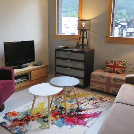Duplex Centre *